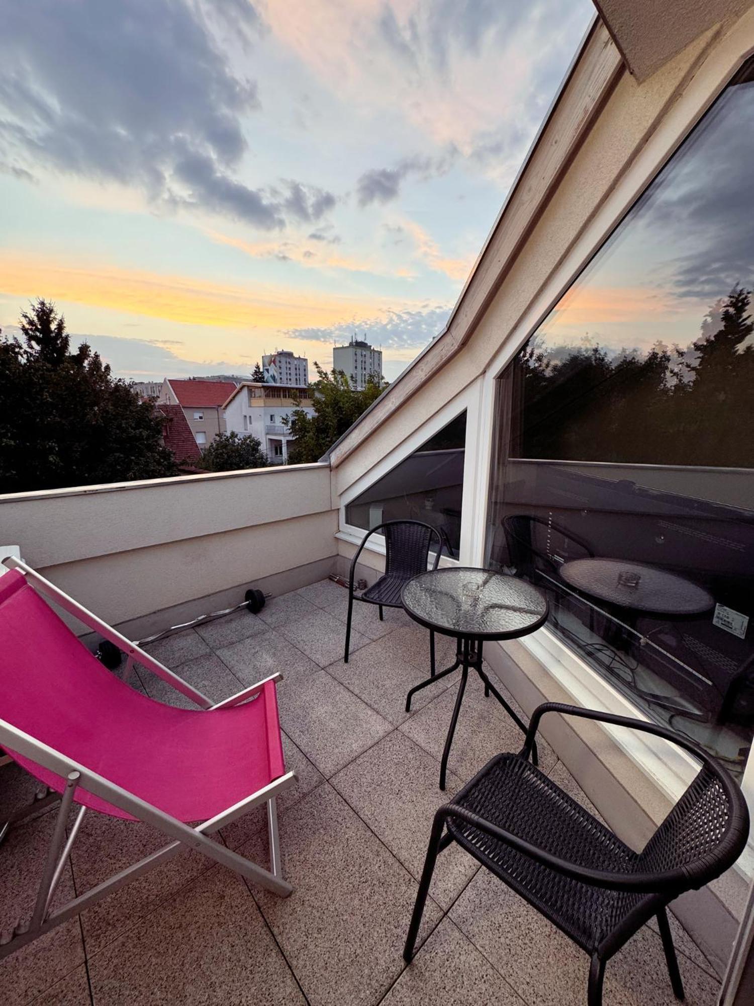 Exclusive Family Apartman Apartment Pécs Exterior photo