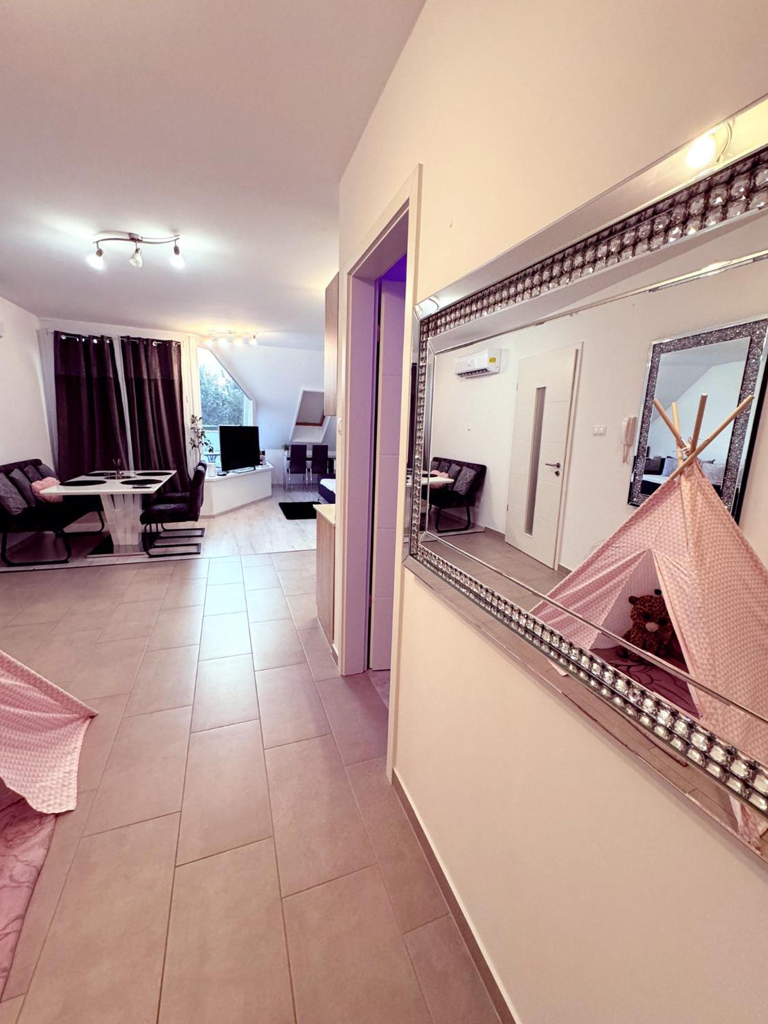 Exclusive Family Apartman Apartment Pécs Exterior photo