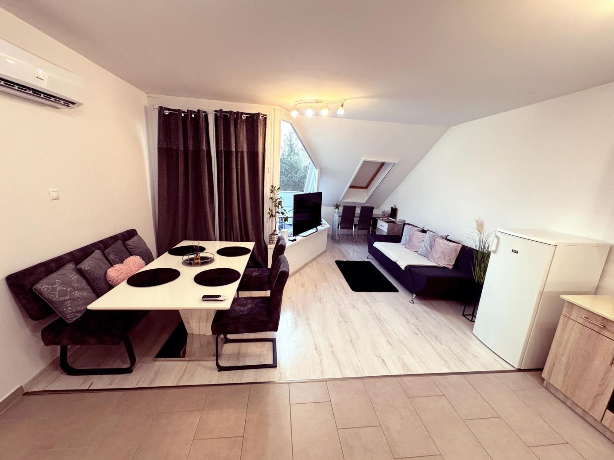Exclusive Family Apartman Apartment Pécs Exterior photo